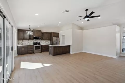 4123 E Capistrano Ave, Phoenix, AZ 85044