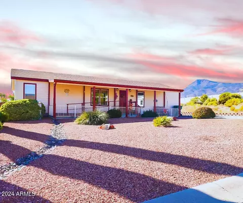 381 Celestial Dr, Clarkdale, AZ 86324