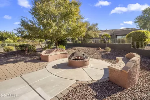 42625 W Falling Star Ct, Maricopa, AZ 85138 photo 21