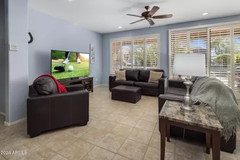 42625 W Falling Star Ct, Maricopa, AZ 85138 photo 11