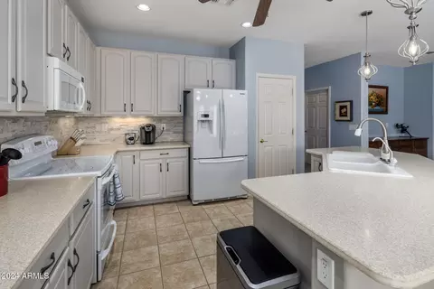 42625 W Falling Star Ct, Maricopa, AZ 85138 photo 18