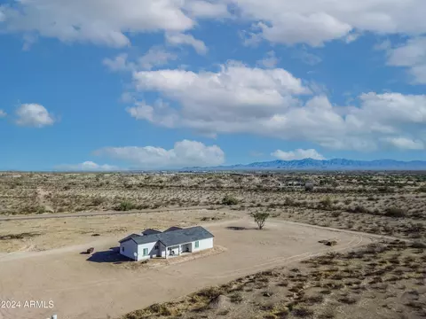 32917 W Osborn Rd, Tonopah, AZ 85354