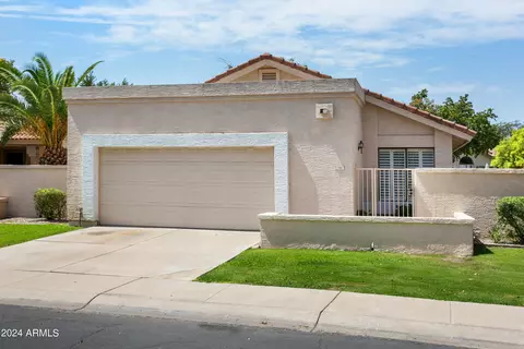 961 W Barbados Dr, Gilbert, AZ 85233