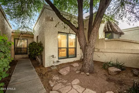4709 E Winston Dr, Phoenix, AZ 85044 photo 6