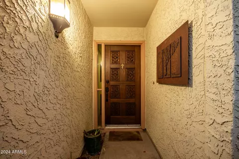 4709 E Winston Dr, Phoenix, AZ 85044 photo 8