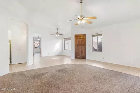 4239 E Siesta Ln, Phoenix, AZ 85050 photo 7