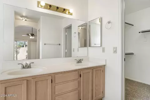4239 E Siesta Ln, Phoenix, AZ 85050 photo 21