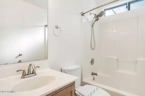 4239 E Siesta Ln, Phoenix, AZ 85050 photo 23