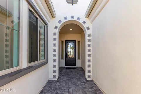 2547 E Virginia Cir, Mesa, AZ 85213 photo 3