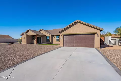 10664 W Arvada Dr, Arizona City, AZ 85123