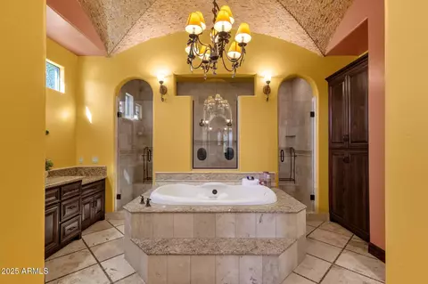 Bath - 4301 E Taurus Pl, Chandler, AZ 85249 photo 3 of 9