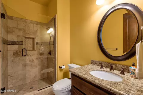 Bath - 4301 E Taurus Pl, Chandler, AZ 85249 photo 2 of 9