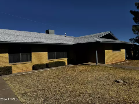 1262 E Blazer Dr, Globe, AZ 85501