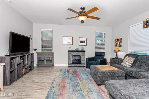 2748 E Canyon Creek Dr, Gilbert, AZ 85295 photo 5
