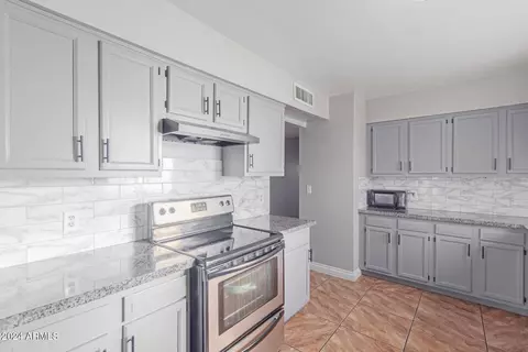 3208 W Granada Rd, Phoenix, AZ 85009 photo 4
