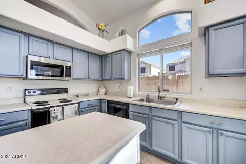 3441 E Renee Dr, Phoenix, AZ 85050 photo 6