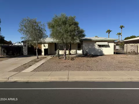 6650 E Adobe St, Mesa, AZ 85205