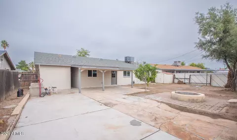 Exterior - 3131 W Elm St, Phoenix, AZ 85017 photo 2 of 2