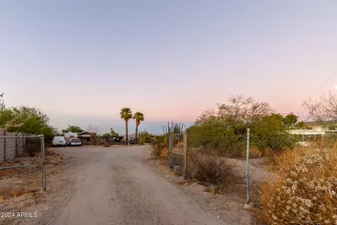 2306 E South Mountain Ave, Phoenix, AZ 85042 photo 16