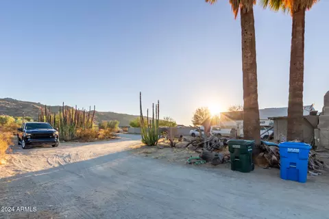 2306 E South Mountain Ave, Phoenix, AZ 85042 photo 2