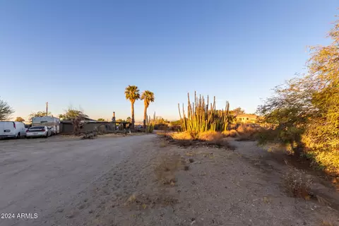 2306 E South Mountain Ave, Phoenix, AZ 85042 photo 7