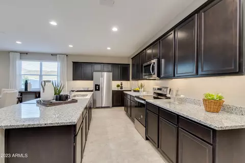 1867 W Stanton Ave, Apache Junction, AZ 85120 photo 7