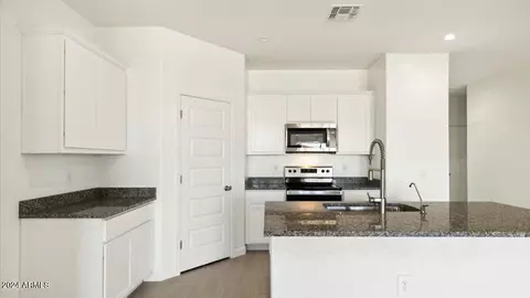 9940 S Holandes Dr, Apache Junction, AZ 85120 photo 5
