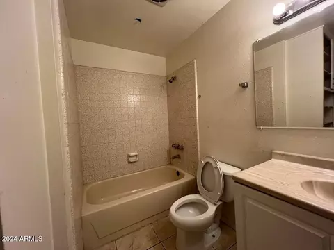 6841 N 36th Dr, Phoenix, AZ 85019 photo 10