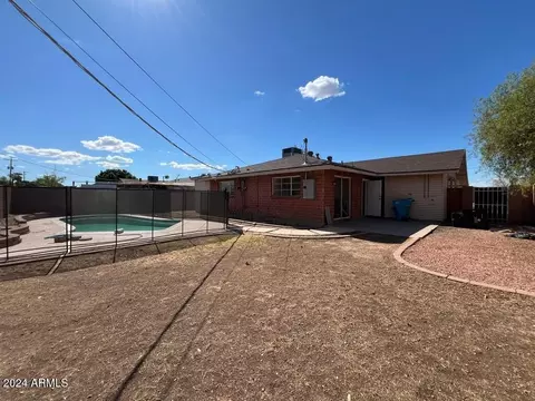 6841 N 36th Dr, Phoenix, AZ 85019 photo 20