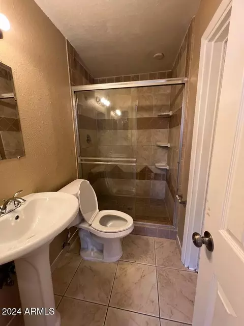 6841 N 36th Dr, Phoenix, AZ 85019 photo 16