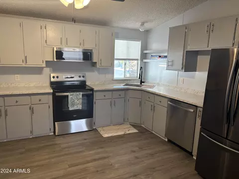 2000 S Apache Rd #65, Buckeye, AZ 85326