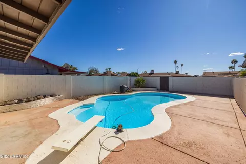 Exterior - 3415 W Willow Ave, Phoenix, AZ 85029 photo 7 of 10