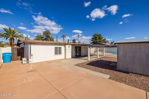 Exterior - 3415 W Willow Ave, Phoenix, AZ 85029 photo 4 of 10