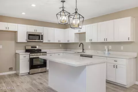 3415 W Willow Ave, Phoenix, AZ 85029