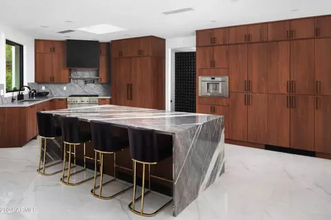 5501 E Rockridge Rd, Phoenix, AZ 85018 photo 9