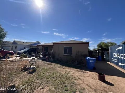 2236 N Edgemere St, Phoenix, AZ 85006