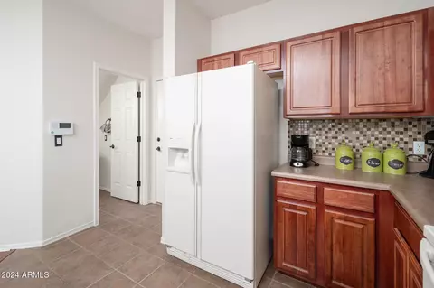Kitchen - 1702 E Bell Rd #149, Phoenix, AZ 85022 photo 6 of 6