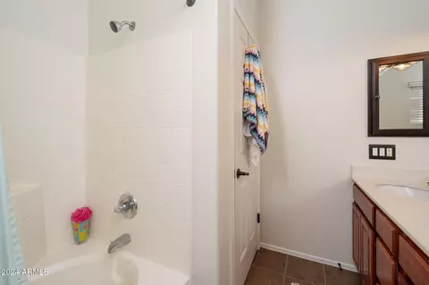 Bath - 1702 E Bell Rd #149, Phoenix, AZ 85022 photo 4 of 6