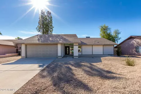 7933 W Dreyfus Dr, Peoria, AZ 85381