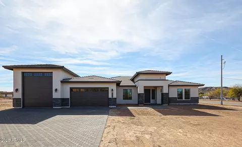 3295 W Mesquite St, Phoenix, AZ 85086