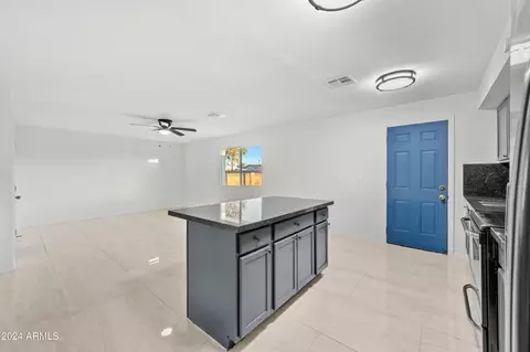 8119 W Osborn Rd, Phoenix, AZ 85033 photo 14