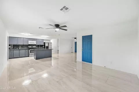 8119 W Osborn Rd, Phoenix, AZ 85033 photo 16