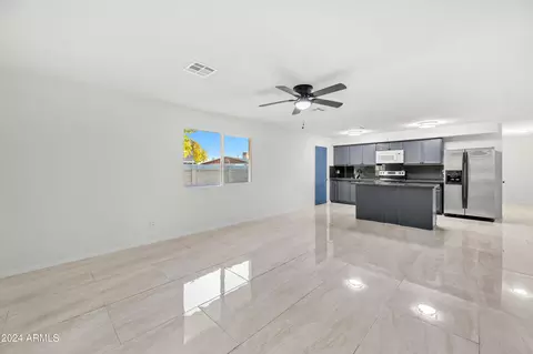 8119 W Osborn Rd, Phoenix, AZ 85033 photo 15