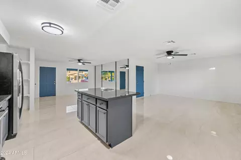 8119 W Osborn Rd, Phoenix, AZ 85033 photo 12