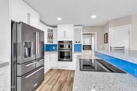 Kitchen - 1502 E Hermosa Dr, Tempe, AZ 85282 photo 1 of 8