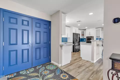 Entry Way - 1502 E Hermosa Dr, Tempe, AZ 85282 photo 1 of 2