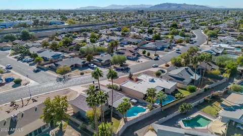 View/Area - 1502 E Hermosa Dr, Tempe, AZ 85282 photo 10 of 11