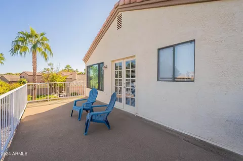Exterior - 242 E Stonebridge Dr, Gilbert, AZ 85234 photo 9 of 10