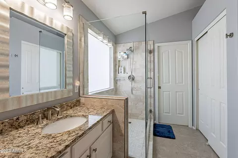 Bath - 242 E Stonebridge Dr, Gilbert, AZ 85234 photo 2 of 6