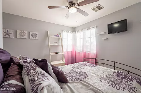 Bedroom - 242 E Stonebridge Dr, Gilbert, AZ 85234 photo 7 of 8